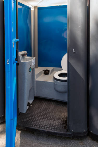 Portable Toilet Options We Offer in Red Oak, IA